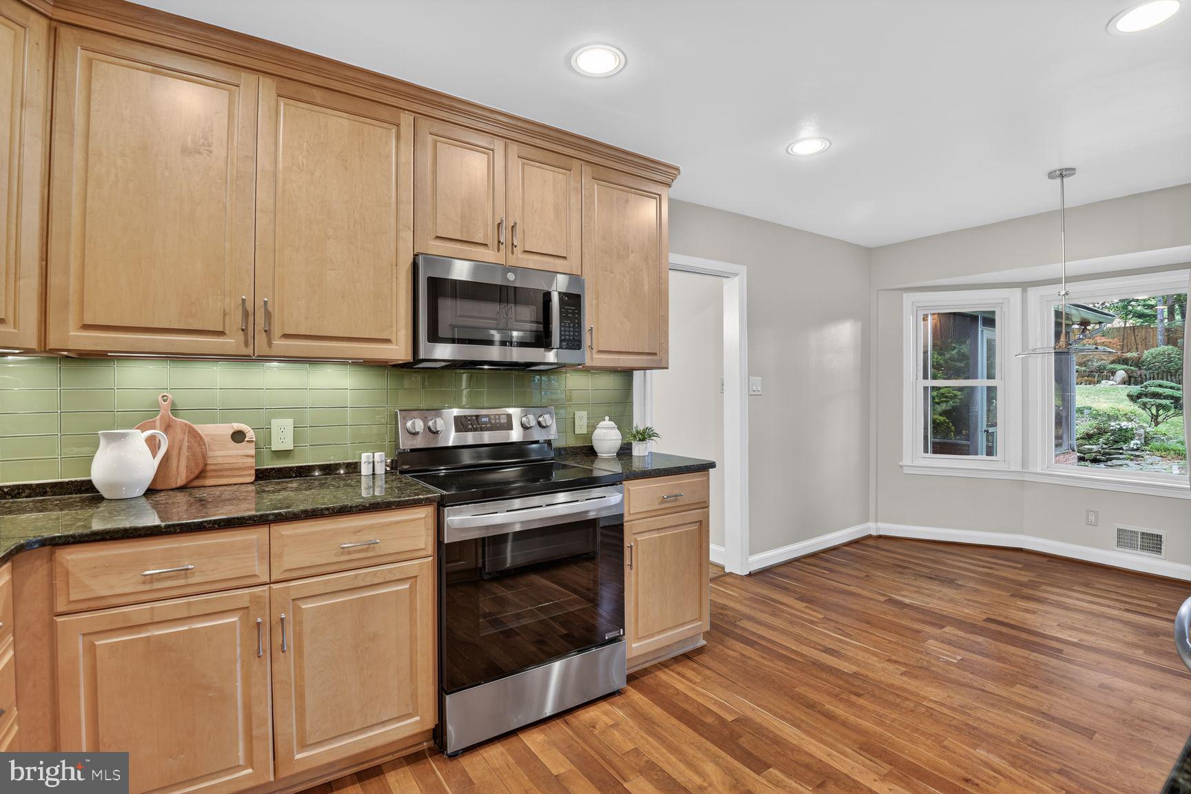 312 Kimblewick Drive Silver Spring, MD 20904 - Photo 19 of 61 Upgraded countertops and recess lighting