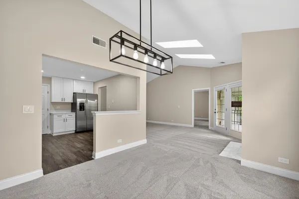 $389,900 | 802 Butternut Lane, Unit C, Mount Prospect, IL 60056