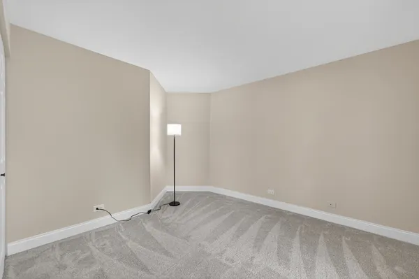 $389,900 | 802 Butternut Lane, Unit C, Mount Prospect, IL 60056