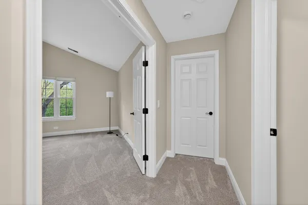 $389,900 | 802 Butternut Lane, Unit C, Mount Prospect, IL 60056