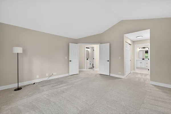 $389,900 | 802 Butternut Lane, Unit C, Mount Prospect, IL 60056