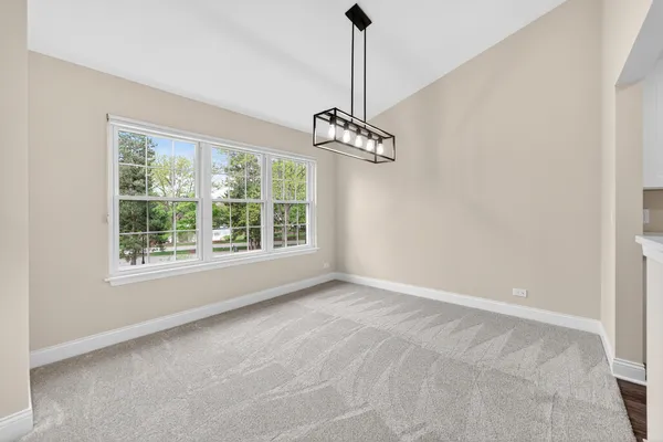 $389,900 | 802 Butternut Lane, Unit C, Mount Prospect, IL 60056