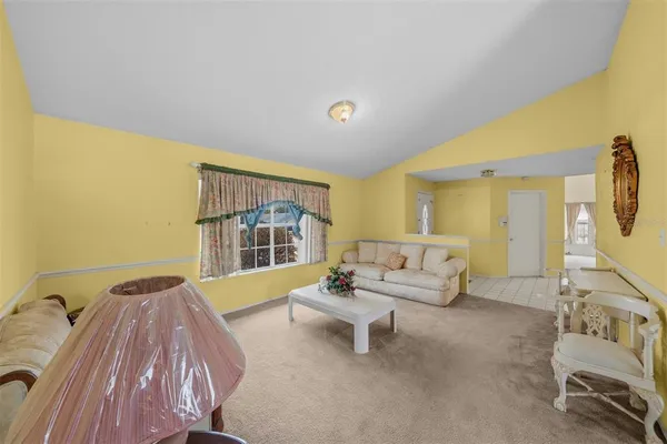 $325,000 | 1736 Natchez Trace Boulevard, Orlando, FL 32818