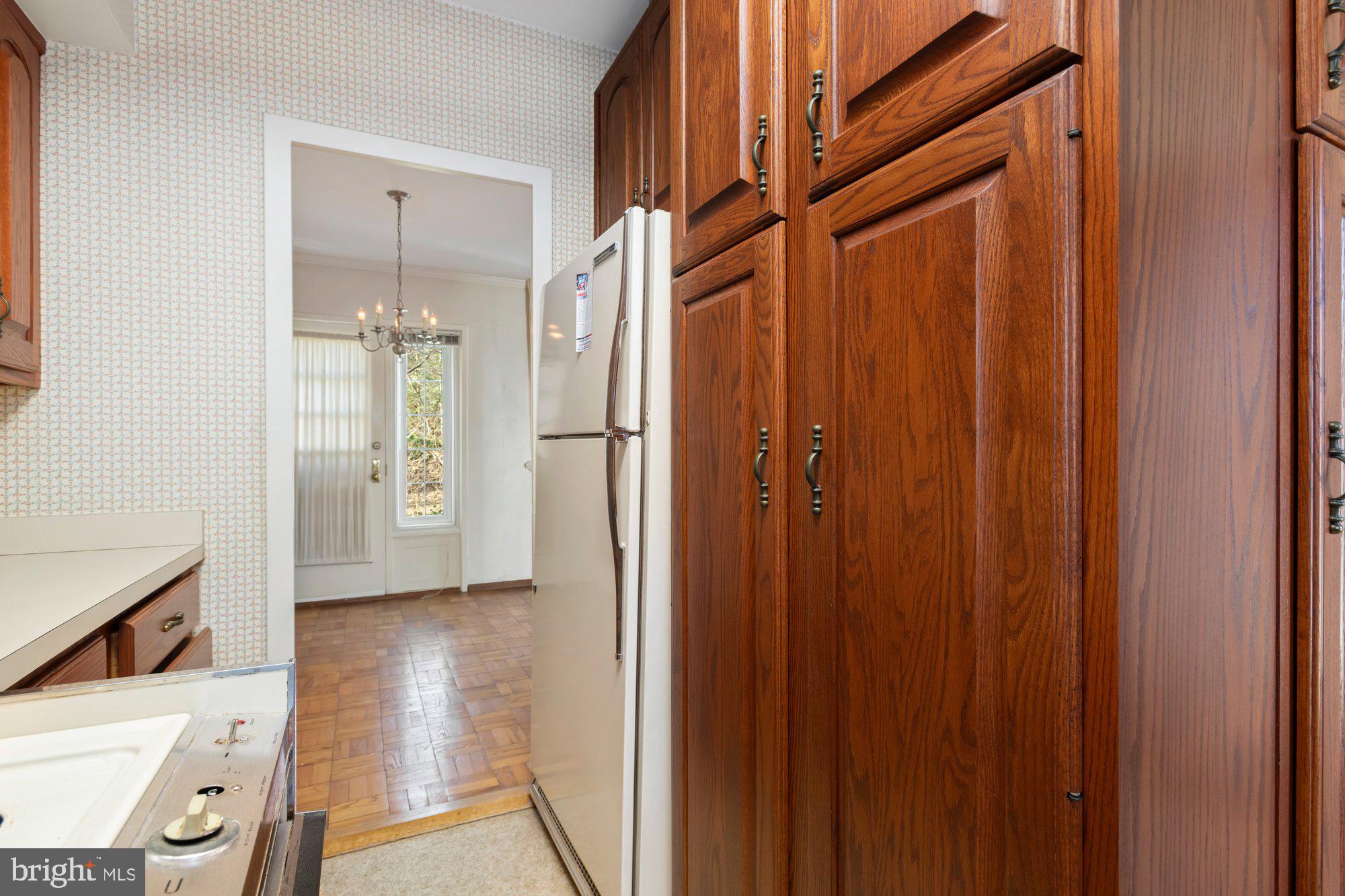 1750 Preston Road Alexandria, VA 22302 - Photo 5 of 11 Kitchen looks out to Dining Room