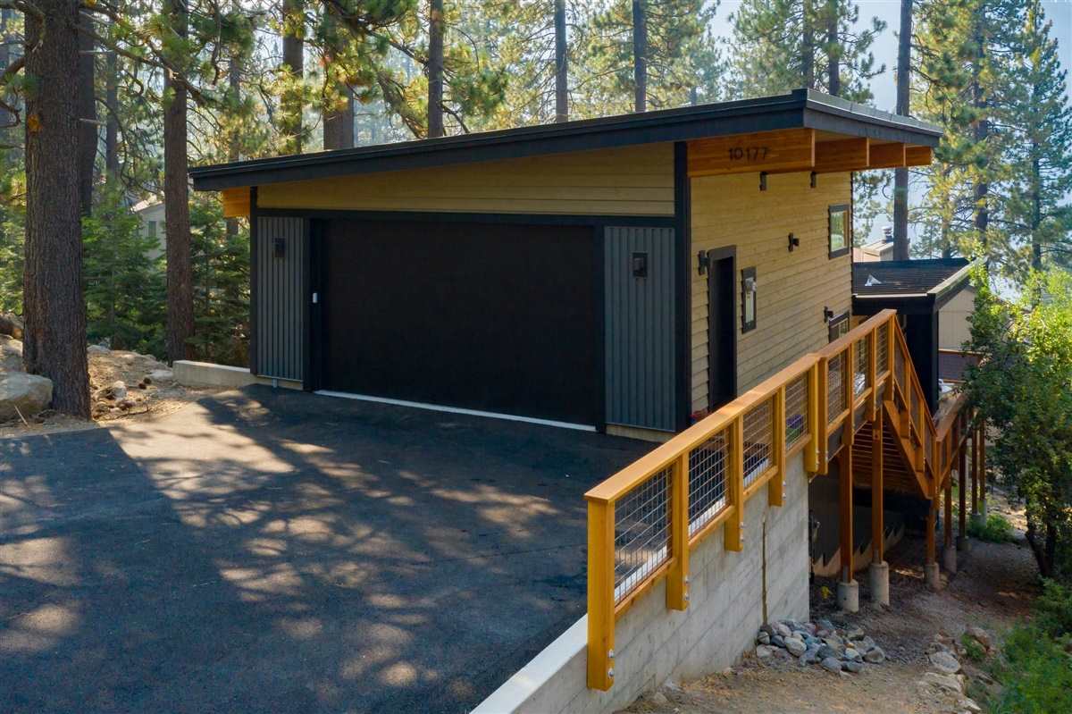 10177 Donner Lake Road Truckee, CA 96161 - Photo 3 of 21 Gallery Image 3