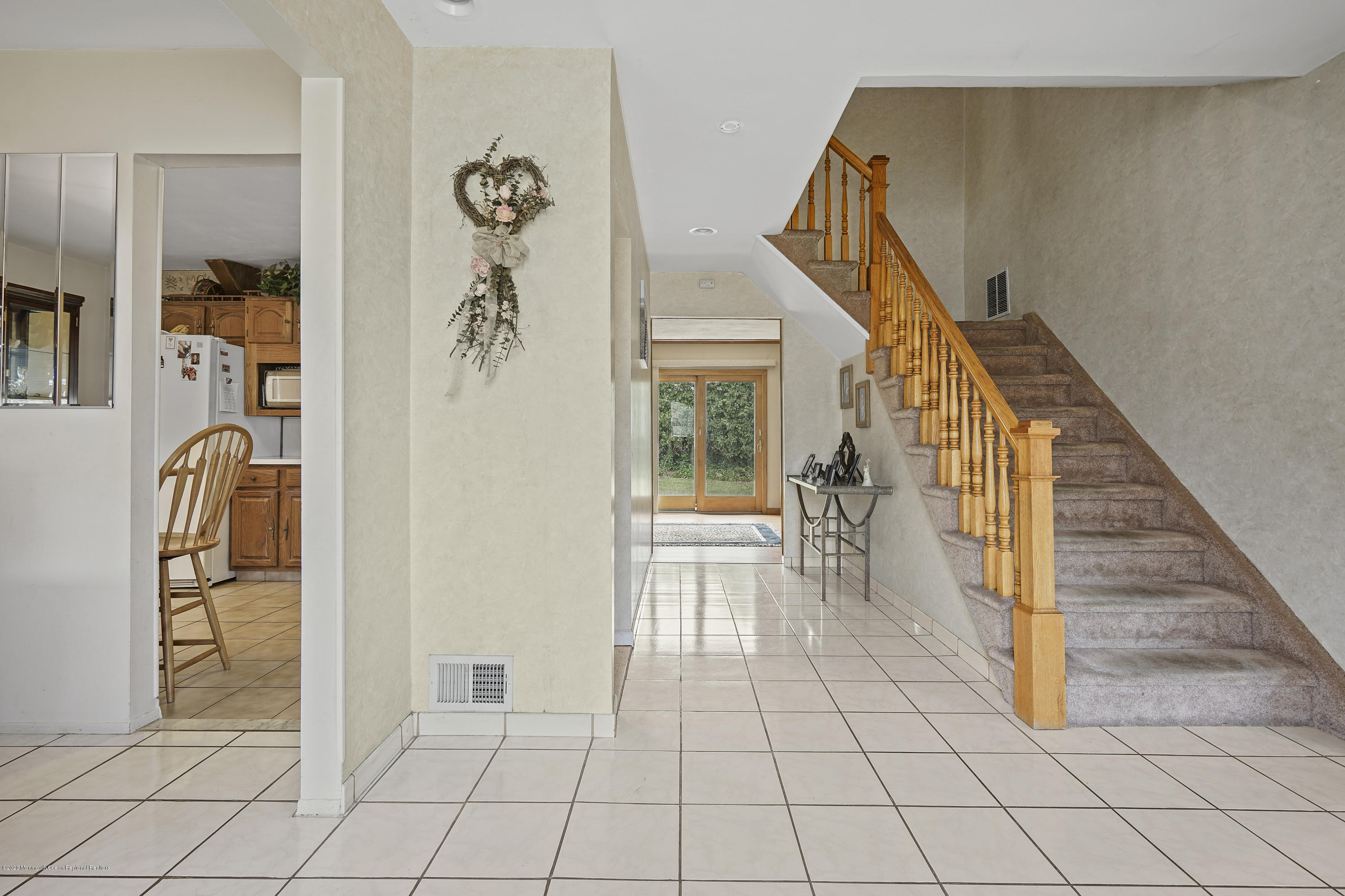 12 Tralee Road Hazlet, NJ 07730 - Photo 8 of 43 DSC01126