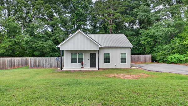 $199,000 | 500 Bauskett Street, Edgefield, SC 29824