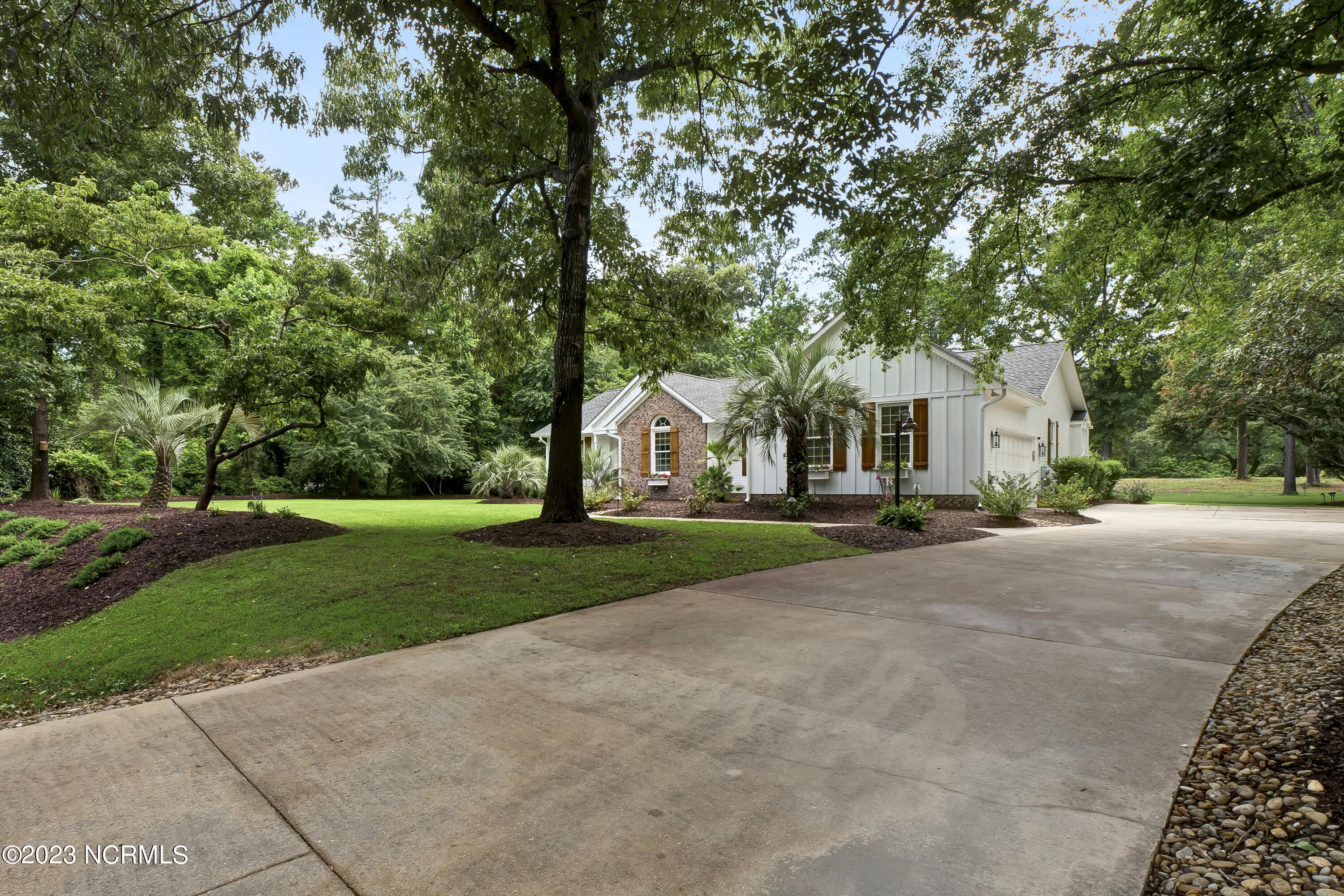 613 Ravenswood Road Hampstead, NC 28443 - Photo 42 of 46 P9966779