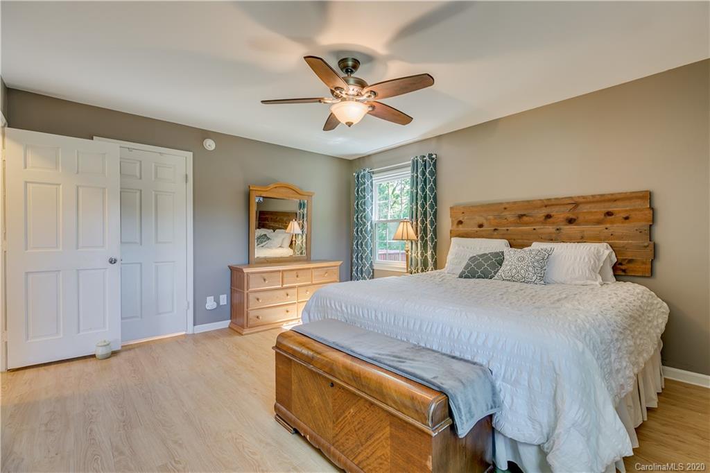 5928 Sullins Road Charlotte, NC 28214 - Photo 12 of 29 Gallery Image 12