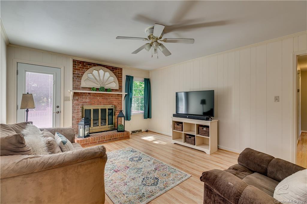 5928 Sullins Road Charlotte, NC 28214 - Photo 7 of 29 Gallery Image 7