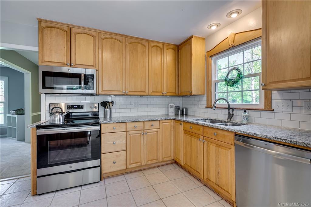 5928 Sullins Road Charlotte, NC 28214 - Photo 9 of 29 Gallery Image 9