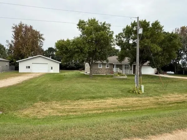 $399,900 | 1908 380th Street, Breckenridge, MN 56520