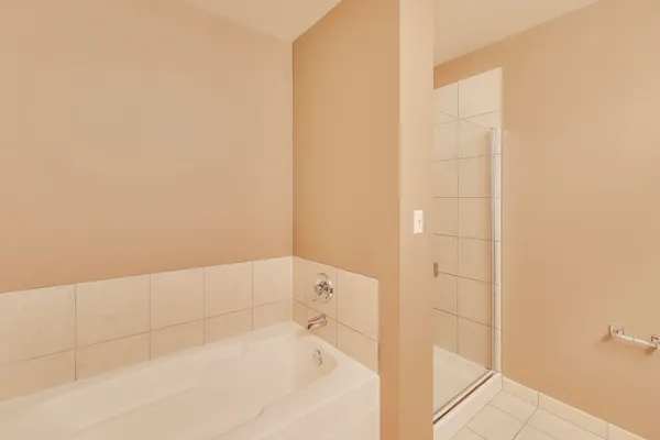$498,000 | 1717 South Prairie Avenue, Unit 1910, Chicago, IL 60616