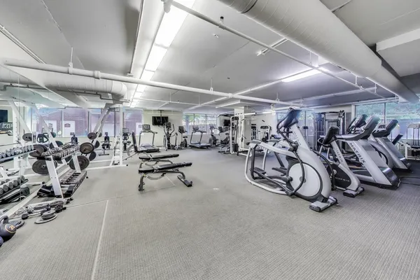 $498,000 | 1717 South Prairie Avenue, Unit 1910, Chicago, IL 60616