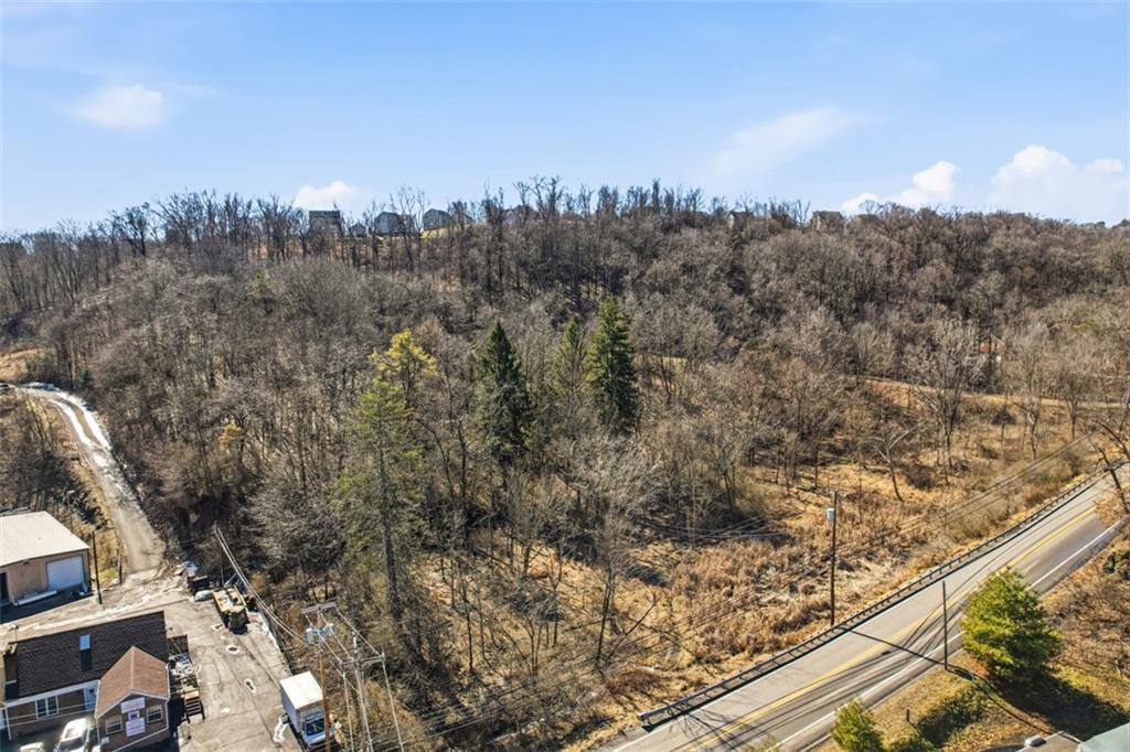 1103 Mt Nebo Road Pittsburgh, PA 15237 - Photo 2 of 12 a view of a city