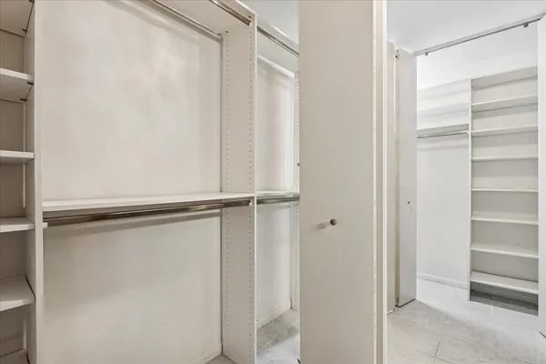 $3,800 | 110 East Delaware Place, Unit 1301, Chicago, IL 60611