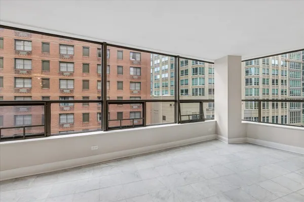 $3,800 | 110 East Delaware Place, Unit 1301, Chicago, IL 60611