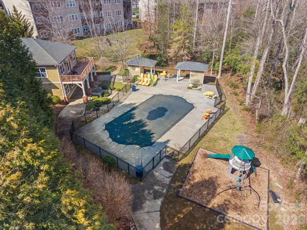 $269,000 | 40 Foxden Drive, Unit 204, Fletcher, NC 28732