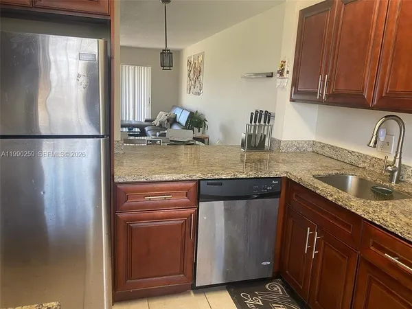 $1,750 | 4700 Washington Street, Unit 406, Hollywood, FL 33021