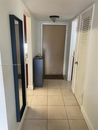 $1,750 | 4700 Washington Street, Unit 406, Hollywood, FL 33021
