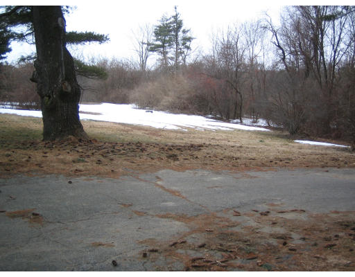 32 Floyd Hill Road Groton, MA 01450 - Photo 5 of 16 Gallery Image 5