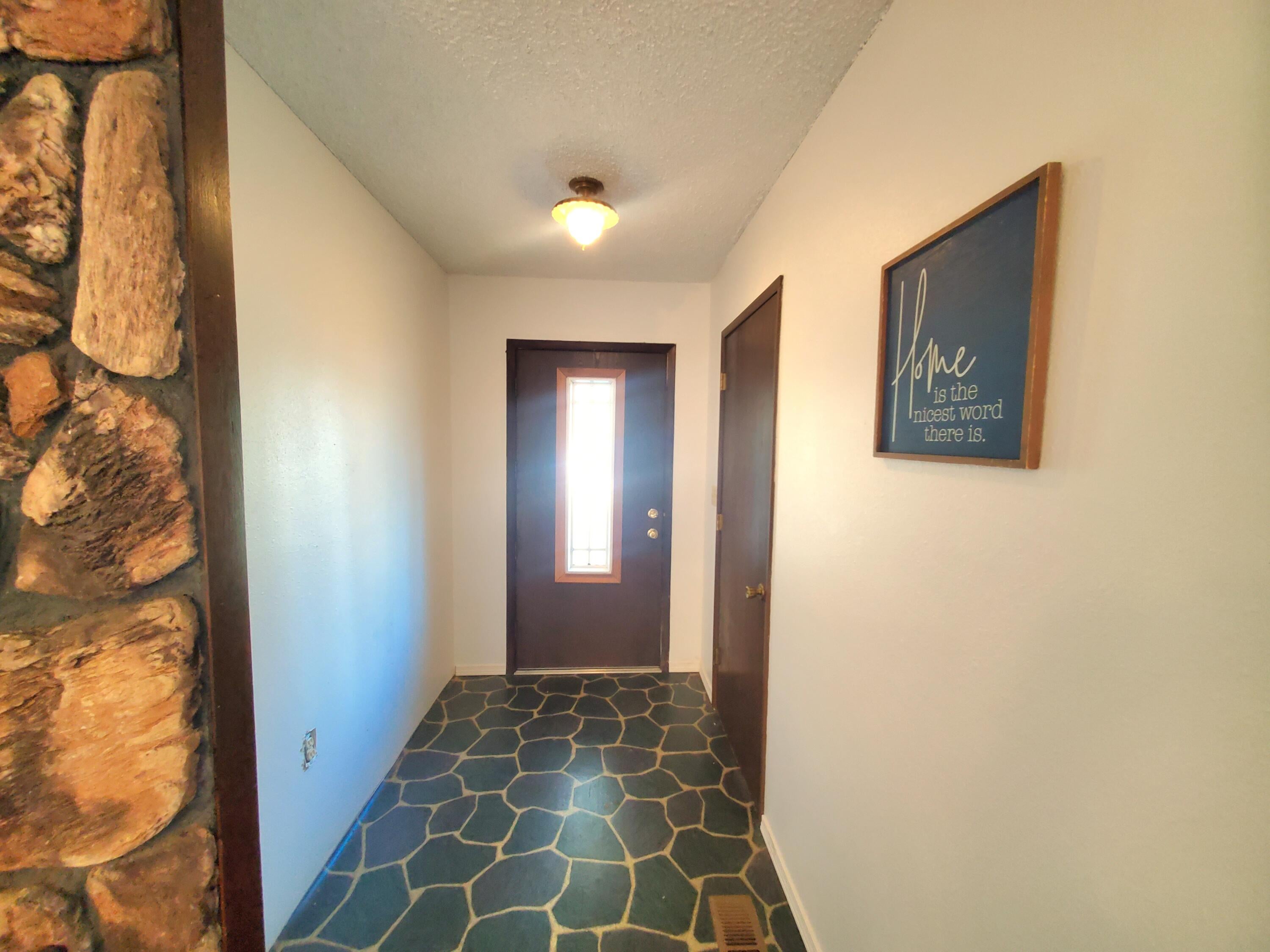 395 East Fork Road Williams, OR 97544 - Photo 5 of 59 20231204_115025
