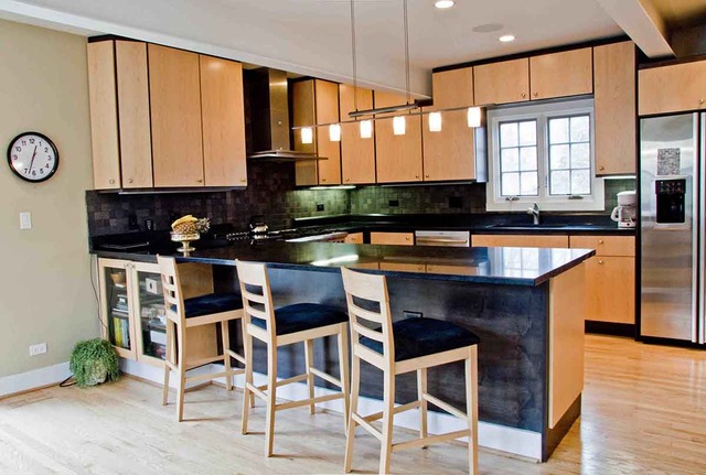 520 11th Street Wilmette, IL 60091 - Photo 3 of 7