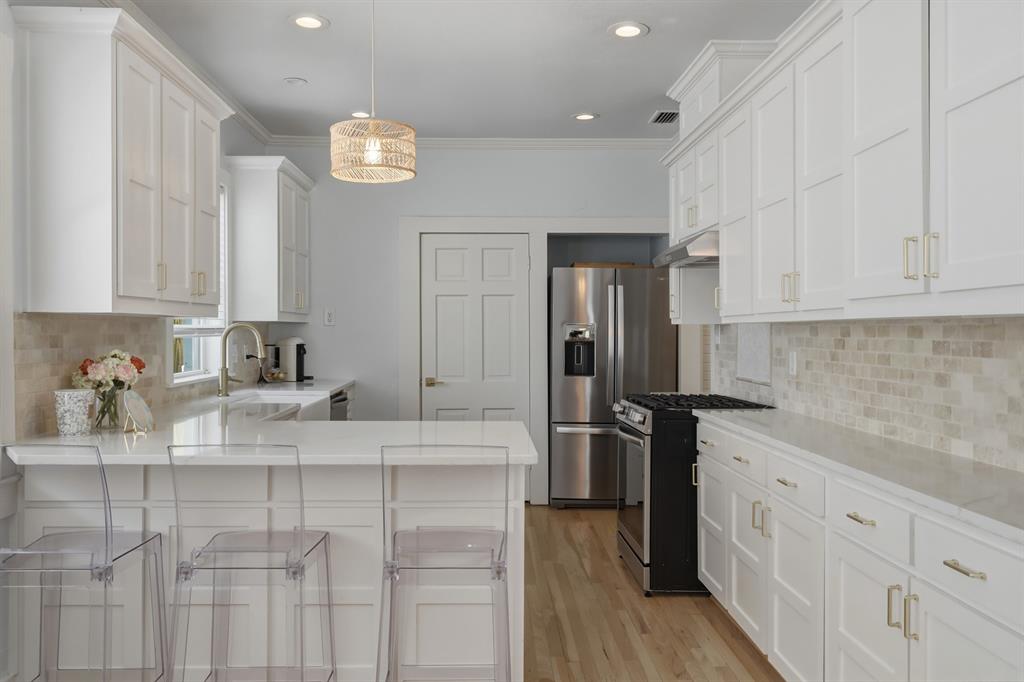 5247 Goodwin Avenue Dallas, TX 75206 - Photo 12 of 31