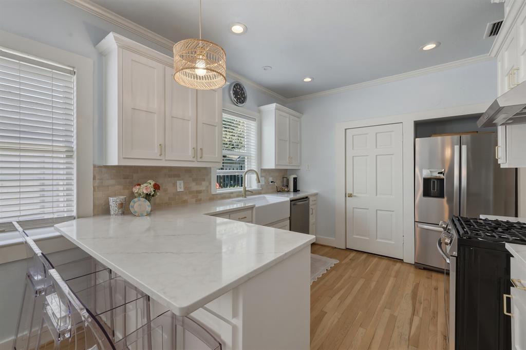 5247 Goodwin Avenue Dallas, TX 75206 - Photo 13 of 31