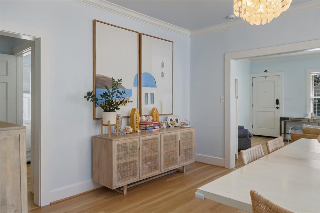 5247 Goodwin Avenue Dallas, TX 75206 - Photo 10 of 31