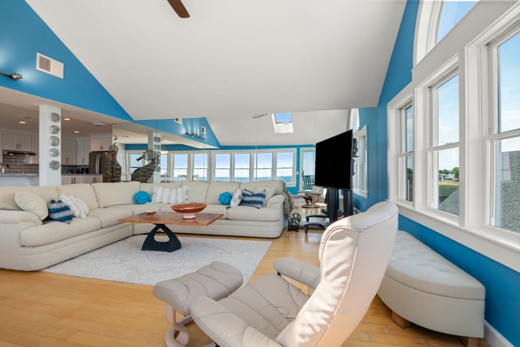 66 Glades Road, Unit 8 Scituate, MA 02066 - Photo 10 of 27