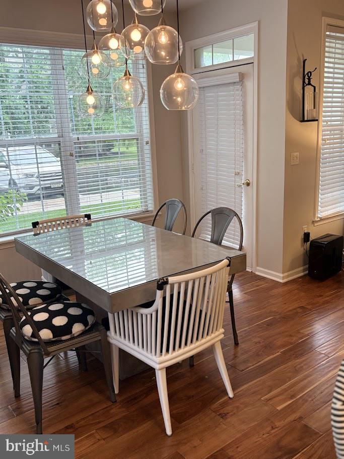 38 Kyle Way Ewing, NJ 08628 - Photo 5 of 38 Modern dining space with stylish lighting.