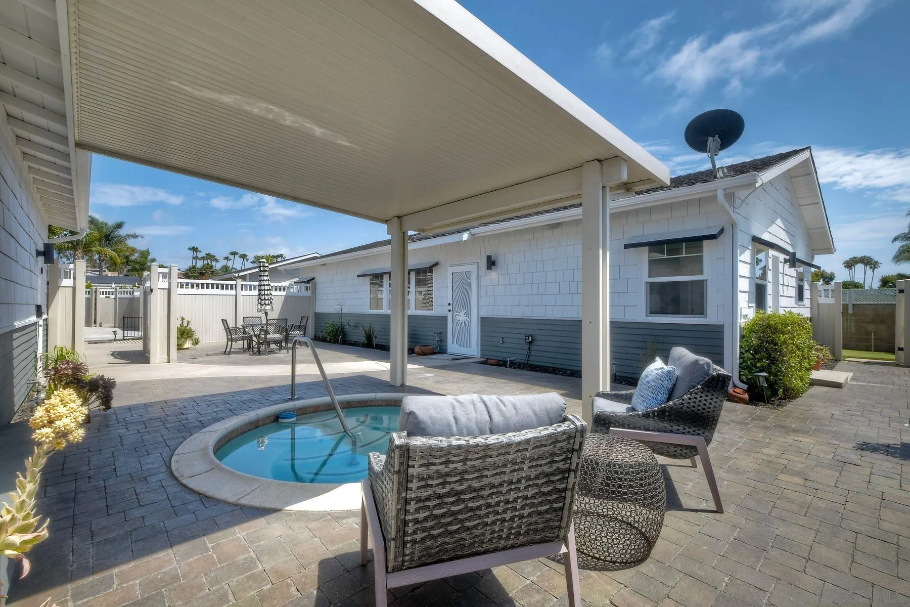 1011 Knowles Avenue Carlsbad, CA 92008 - Photo 19 of 33