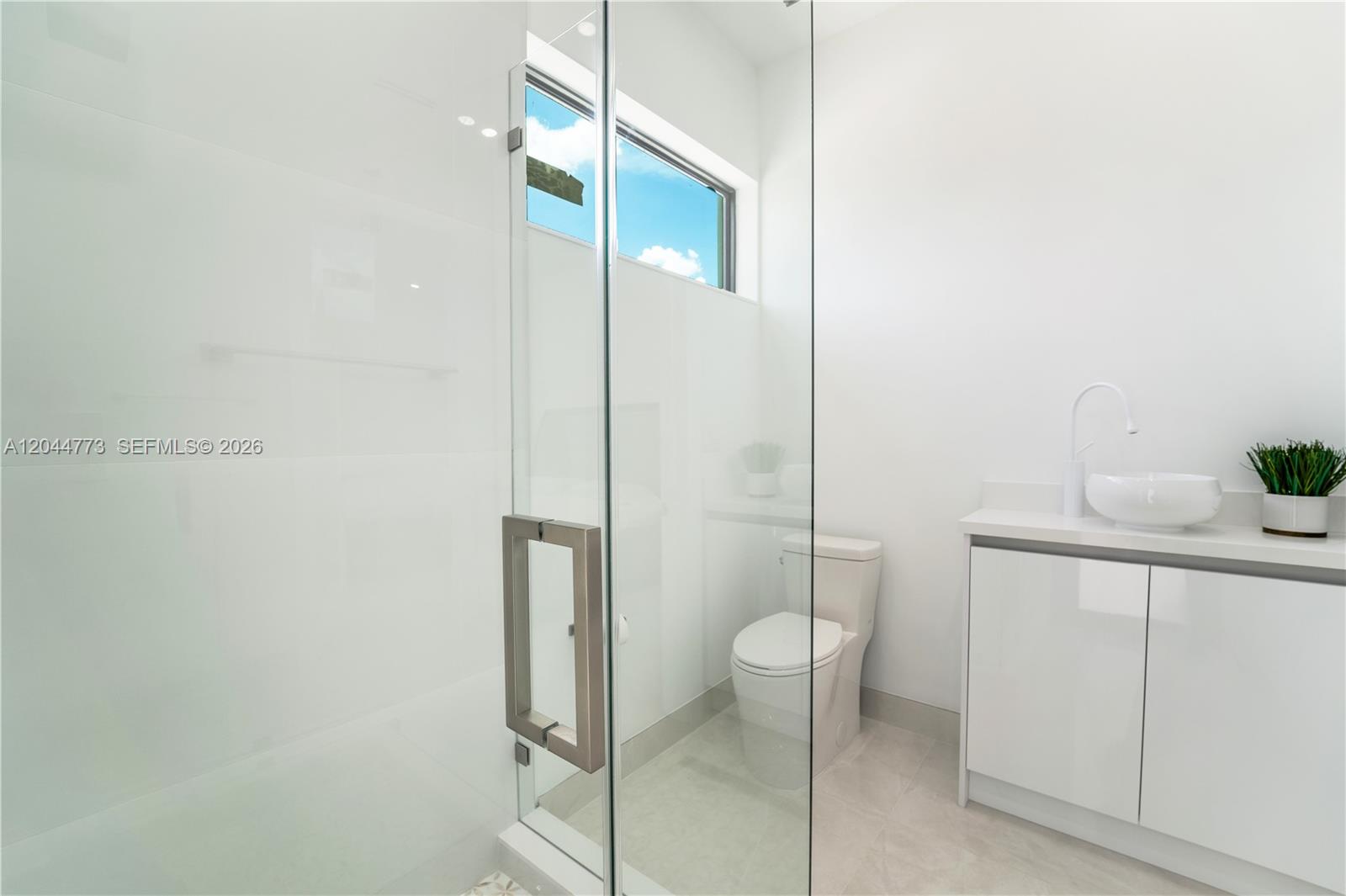 9630 Southwest 10th Terrace Miami, FL 33174 - Photo 18 of 82