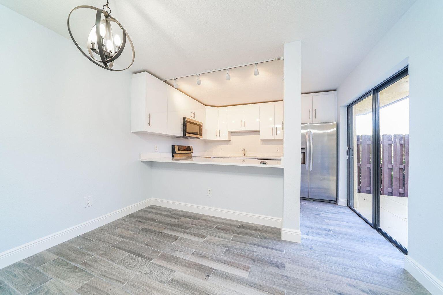 825 Center Street, Unit 32A Jupiter, FL 33458 - Photo 12 of 36 20200115160632707372000000-o