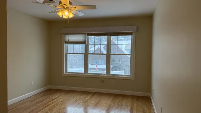 $394,900 | 160 Daniel Webster Highway, Unit 328, Nashua, NH 03060