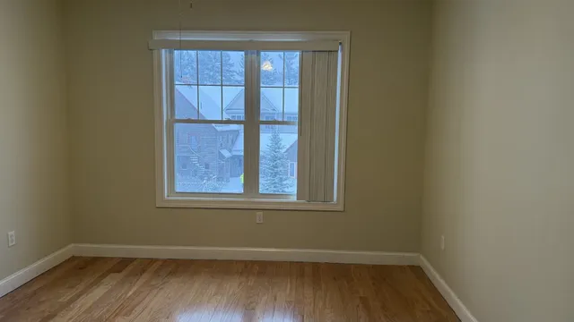 $394,900 | 160 Daniel Webster Highway, Unit 328, Nashua, NH 03060