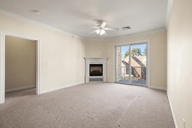 $394,900 | 160 Daniel Webster Highway, Unit 328, Nashua, NH 03060