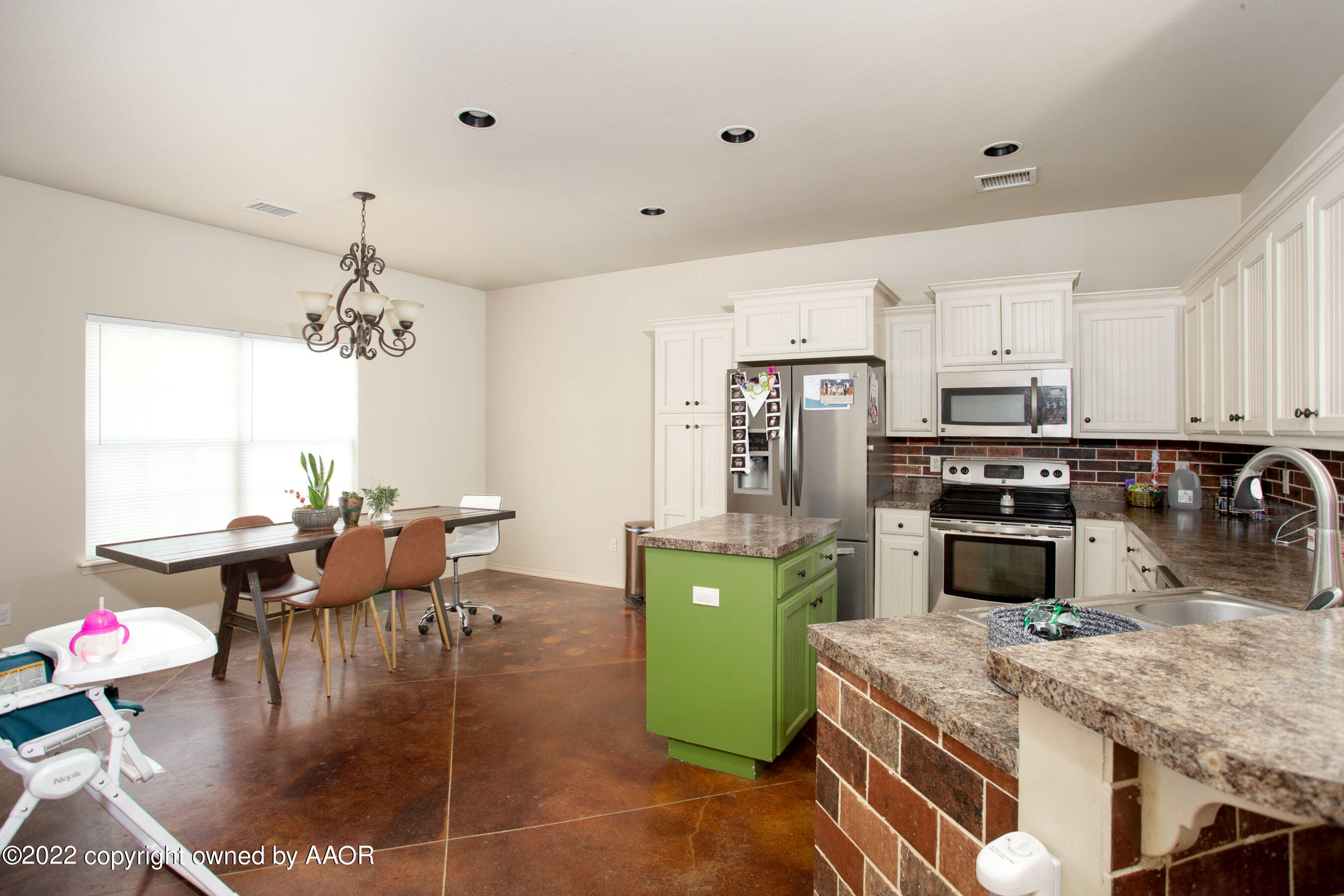 9315 Orry Avenue Amarillo, TX 79119 - Photo 5 of 20 Dining/Kitchen