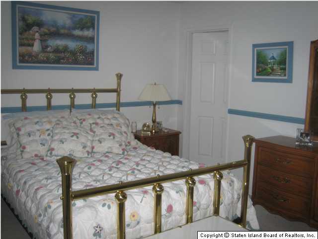 48 Rumson Road Staten Island, NY 10314 - Photo 6 of 6 Additional Photo
