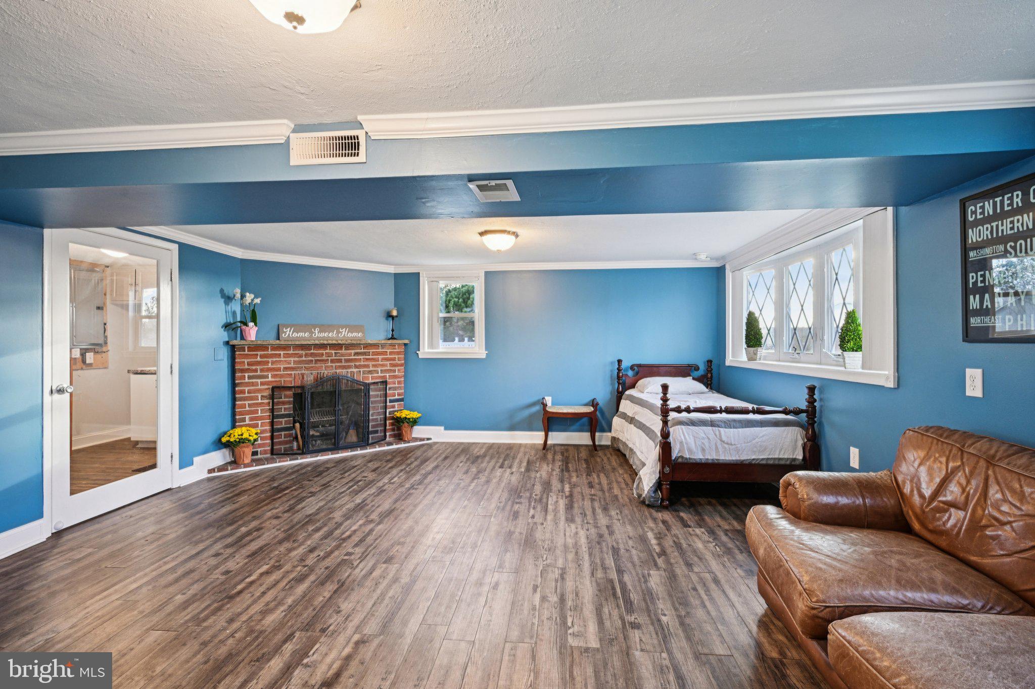 1211 Woodside Road Conshohocken, PA 19428 - Photo 8 of 55