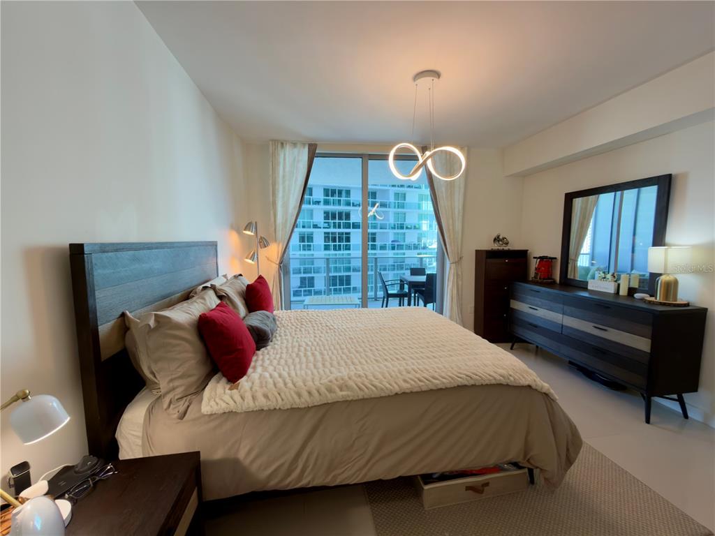 488 Northeast 18th Street, Unit 2207 Miami, FL 33132 - Photo 15 of 52