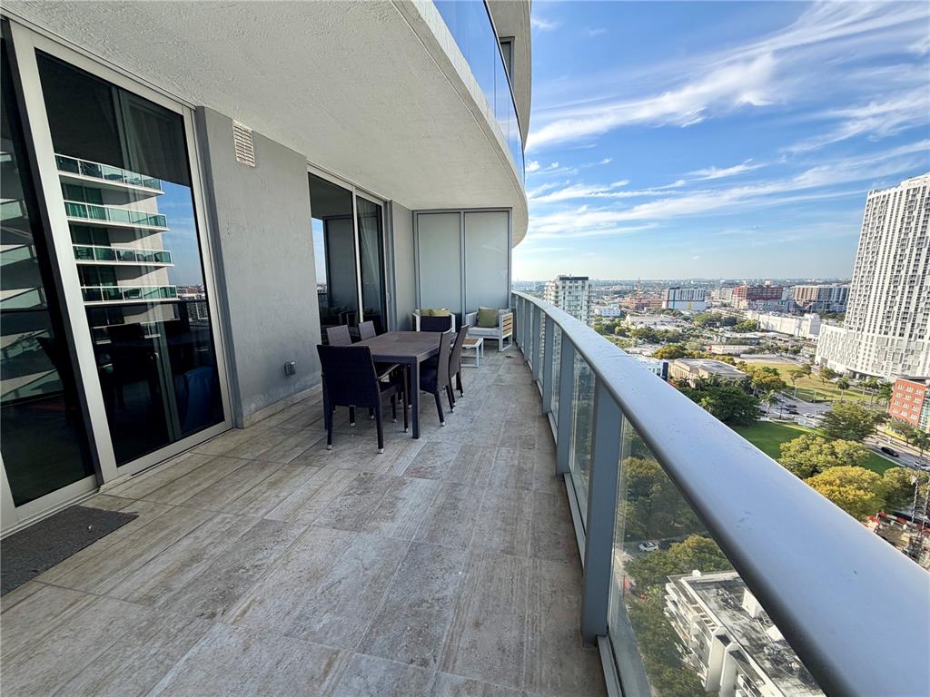 488 Northeast 18th Street, Unit 2207 Miami, FL 33132 - Photo 27 of 52