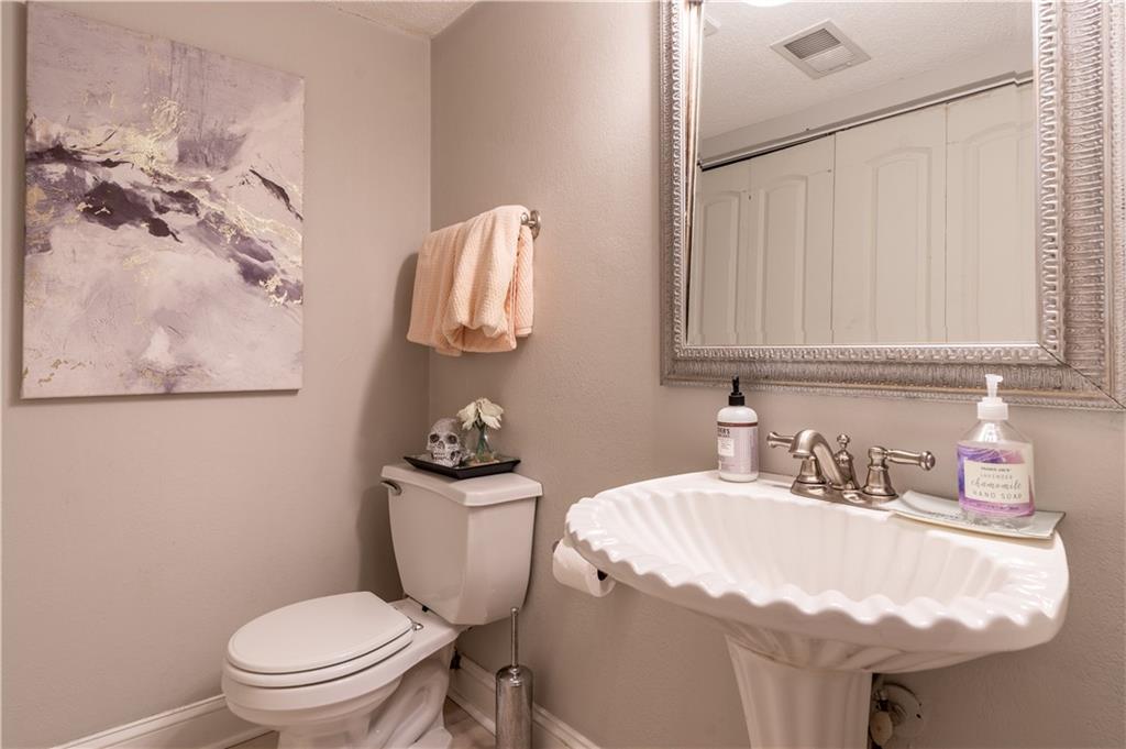 6900 Roswell Road, Unit N13 Sandy Springs, GA 30328 - Photo 14 of 55
