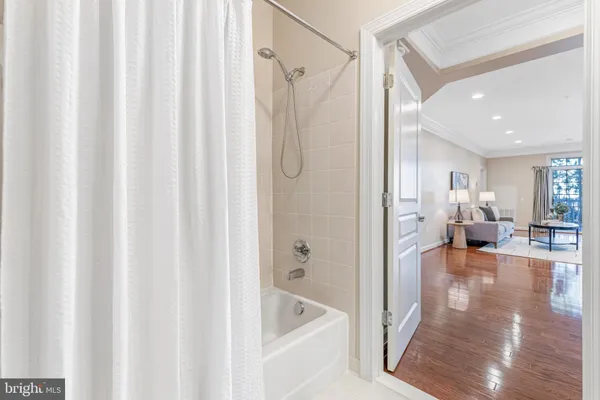 $569,900 | 7860 Rolling Woods Court, Unit 4M4, Springfield, VA 22152