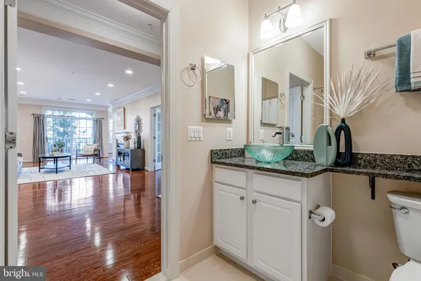 $569,900 | 7860 Rolling Woods Court, Unit 4M4, Springfield, VA 22152