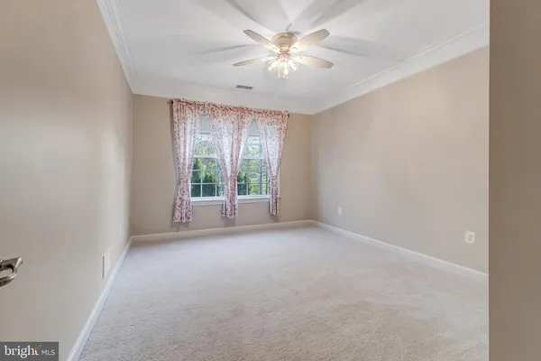 $569,900 | 7860 Rolling Woods Court, Unit 4M4, Springfield, VA 22152