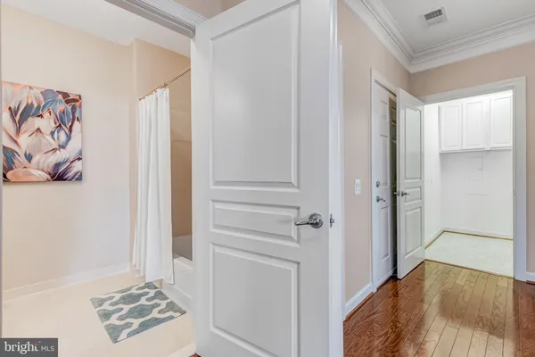 $569,900 | 7860 Rolling Woods Court, Unit 4M4, Springfield, VA 22152