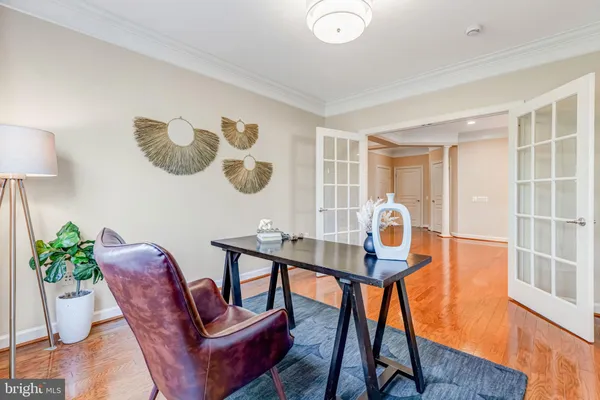 $569,900 | 7860 Rolling Woods Court, Unit 4M4, Springfield, VA 22152