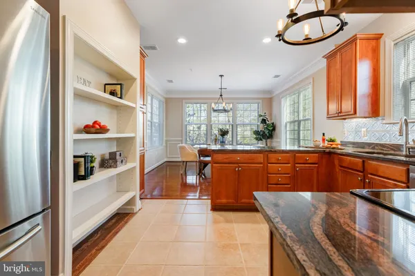 $569,900 | 7860 Rolling Woods Court, Unit 4M4, Springfield, VA 22152